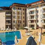 Sunny Hills, 1 Bedroom Appartement *