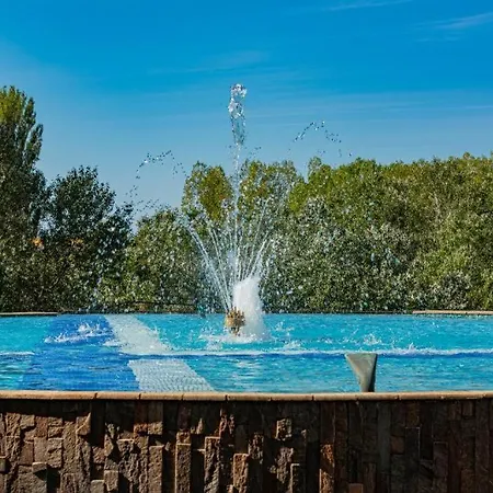 Sunny Hills, 1 Bedroom Apartamento